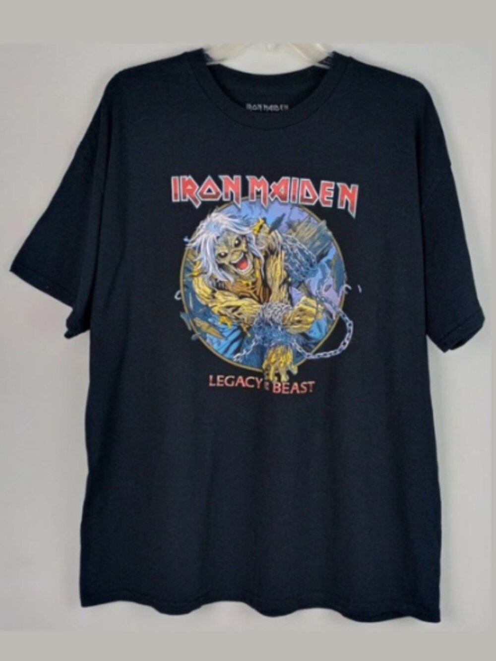 Iron Maiden Mens XL Black Legacy of the Beast‎ Eddie Chained Graphic Tshirt